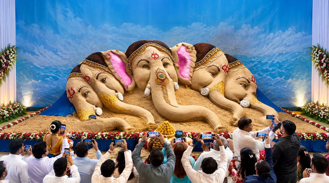 Thane Ganeshotsav 2026: Panchmukhi Ganesha Sand Art