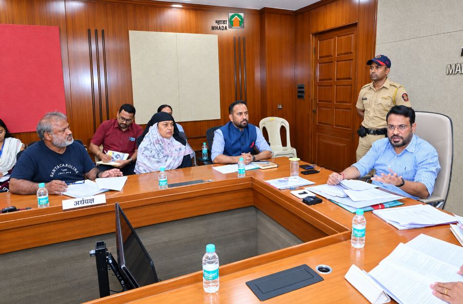 MHADA Lokshahi Din Hears Mumbai Rehabilitation Housing Grievances