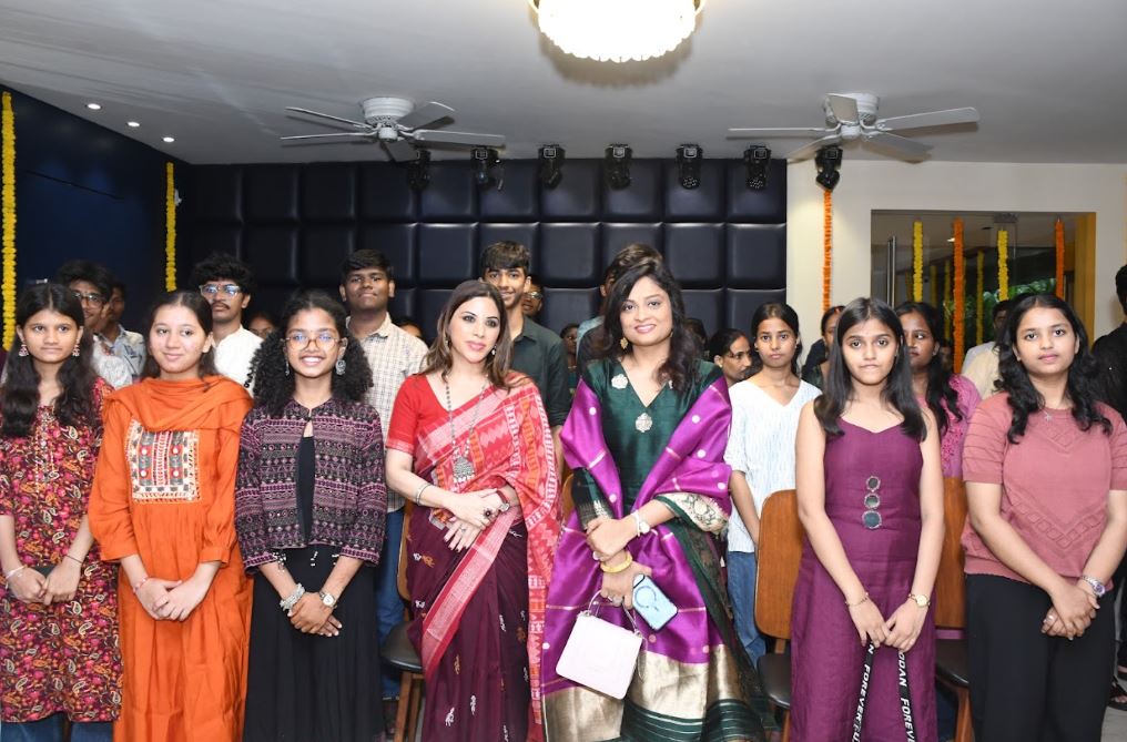 SnehAsha Foundation Celebrates Ganeshotsav With Students
